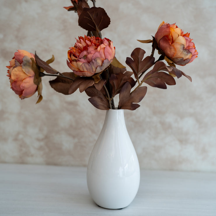 Jarrón Blanco & Flores de Otoño
