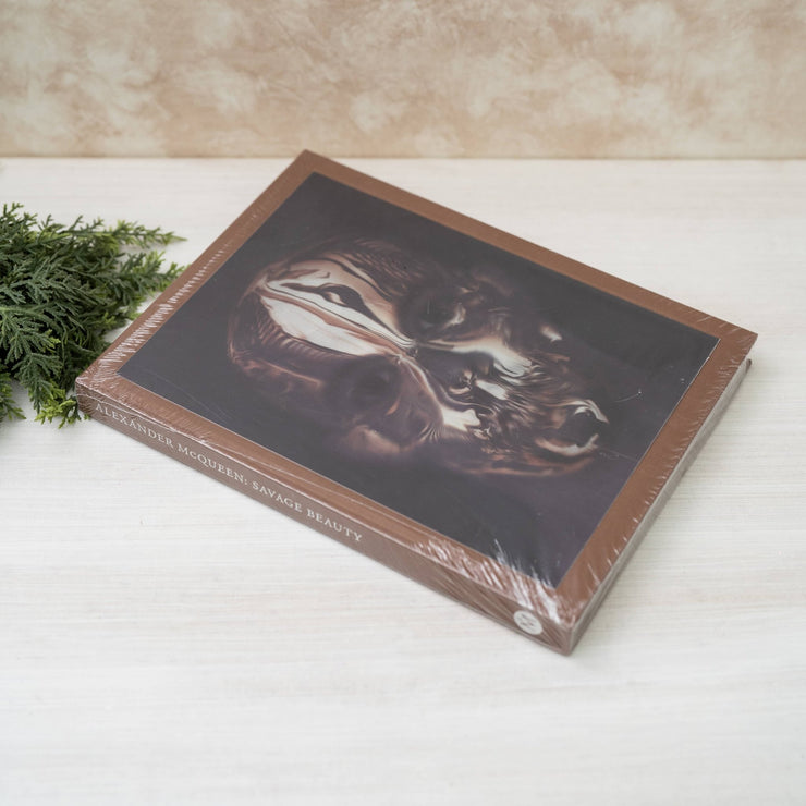 Alexander McQueen Savage Beauty - ambientihonduras