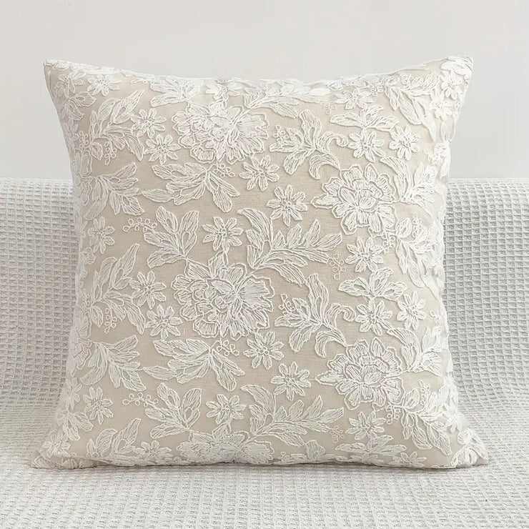 Cojin Floral Blanco - ambientihonduras