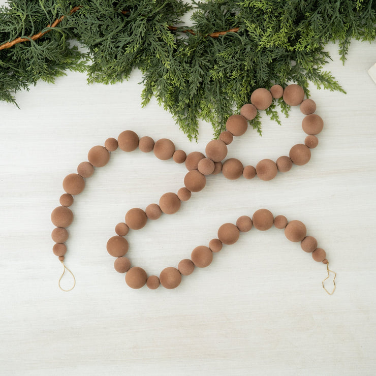 Guirnalda de Pelotas Velvet Café Flocadas - ambientihonduras