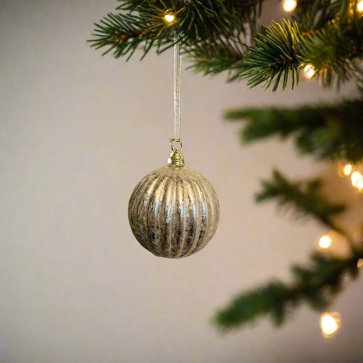 Pelota Plateada Con Lineas - ambientihonduras