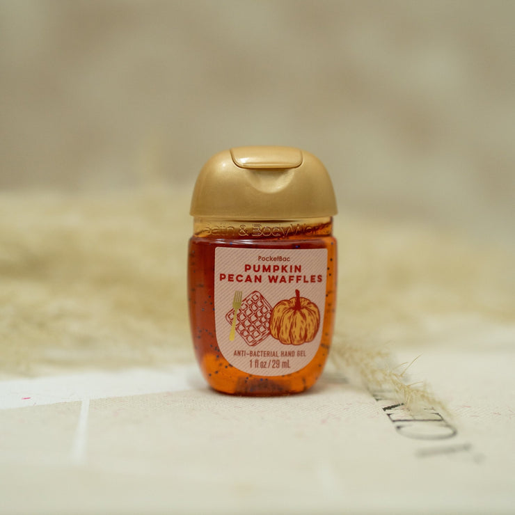 Pumpkin Pecan Waffles - ambientihonduras