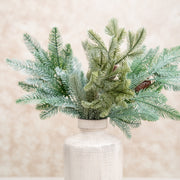 Ramas de Pino Estilo Nevada con Bellotas - ambientihonduras